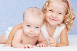 aide action sociale - Accueil jeune enfant